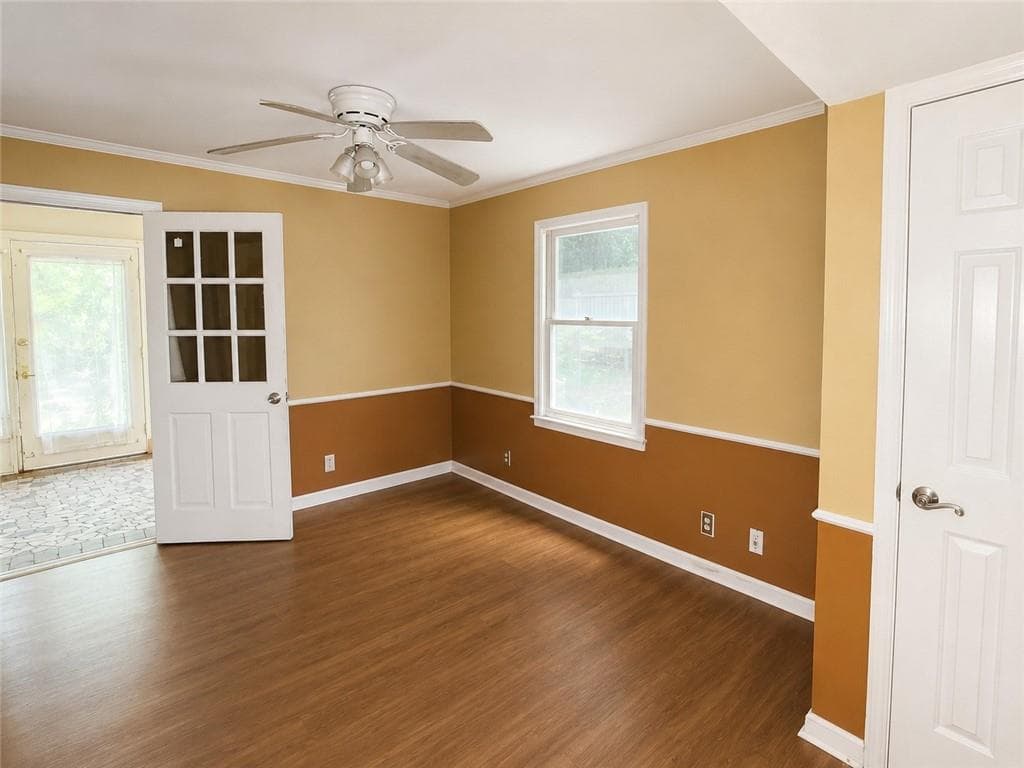 3 bedroom, 2 bathroom, 1,144 sq ft townhouse for sale at 4375 Barrington Place, Macon, GA 31210 — photo 2