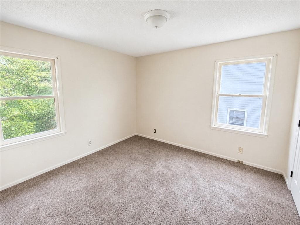 3 bedroom, 2 bathroom, 1,144 sq ft townhouse for sale at 4375 Barrington Place, Macon, GA 31210 — photo 7