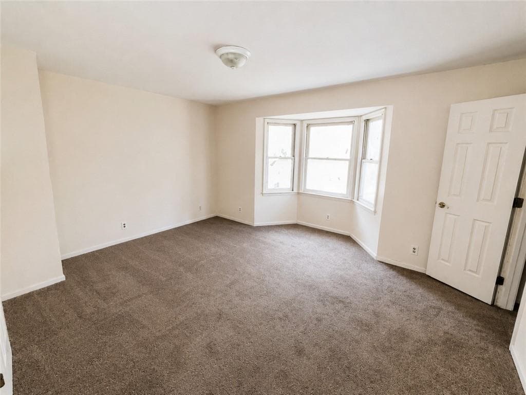 3 bedroom, 2 bathroom, 1,144 sq ft townhouse for sale at 4375 Barrington Place, Macon, GA 31210
