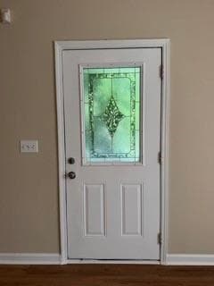 4 bedroom, 3 bathroom, 1,576 sq ft single family residence for sale at 495 FAIRLANE Circle, Atlanta, GA 30331 — photo 3