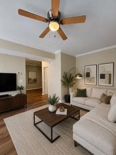 4 bedroom, 3 bathroom, 1,576 sq ft single family residence for sale at 495 FAIRLANE Circle, Atlanta, GA 30331 — photo 4