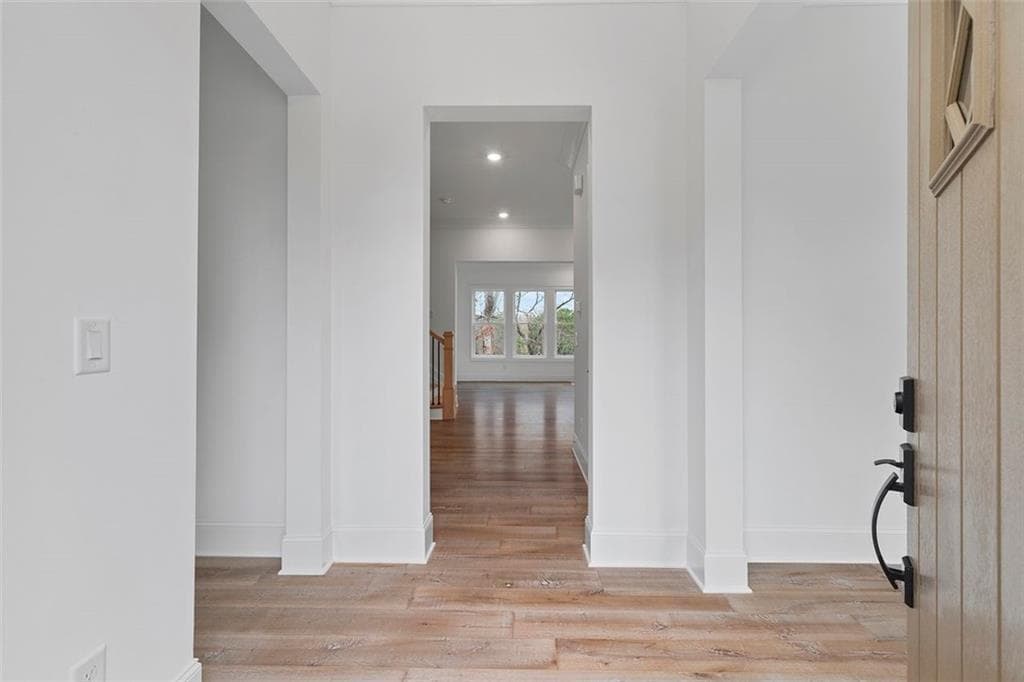 5 bedroom, 5 bathroom, 4,053 sq ft single family residence for sale at 6770 Prelude Drive, Sandy Springs, GA 30328 — photo 3