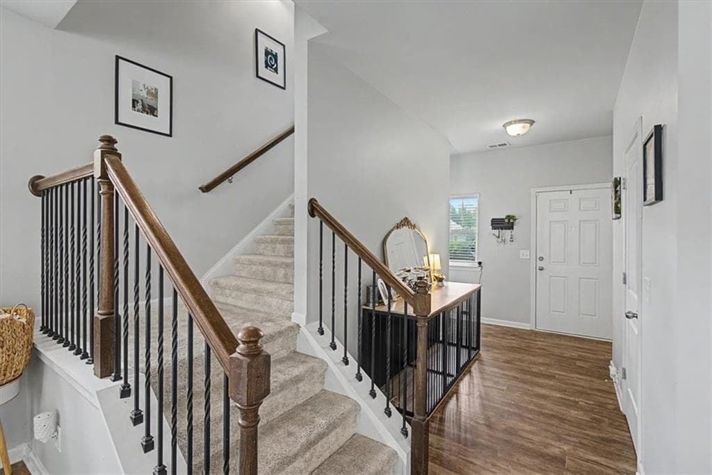 3 bedroom, 3 bathroom, 2,152 sq ft single family residence for sale at 234 Arbor Drive, Rockmart, GA 30153 — photo 3