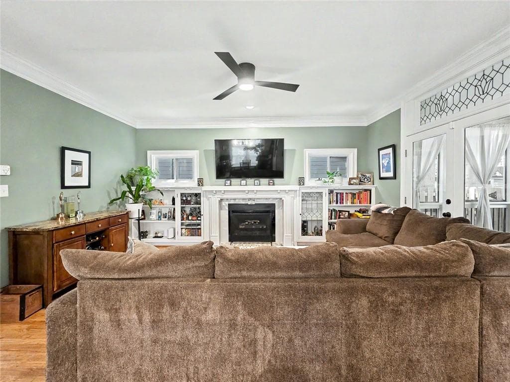 3 bedroom, 3 bathroom, 1,856 sq ft single family residence for sale at 324 Brooks Avenue, Atlanta, GA 30307 — photo 8