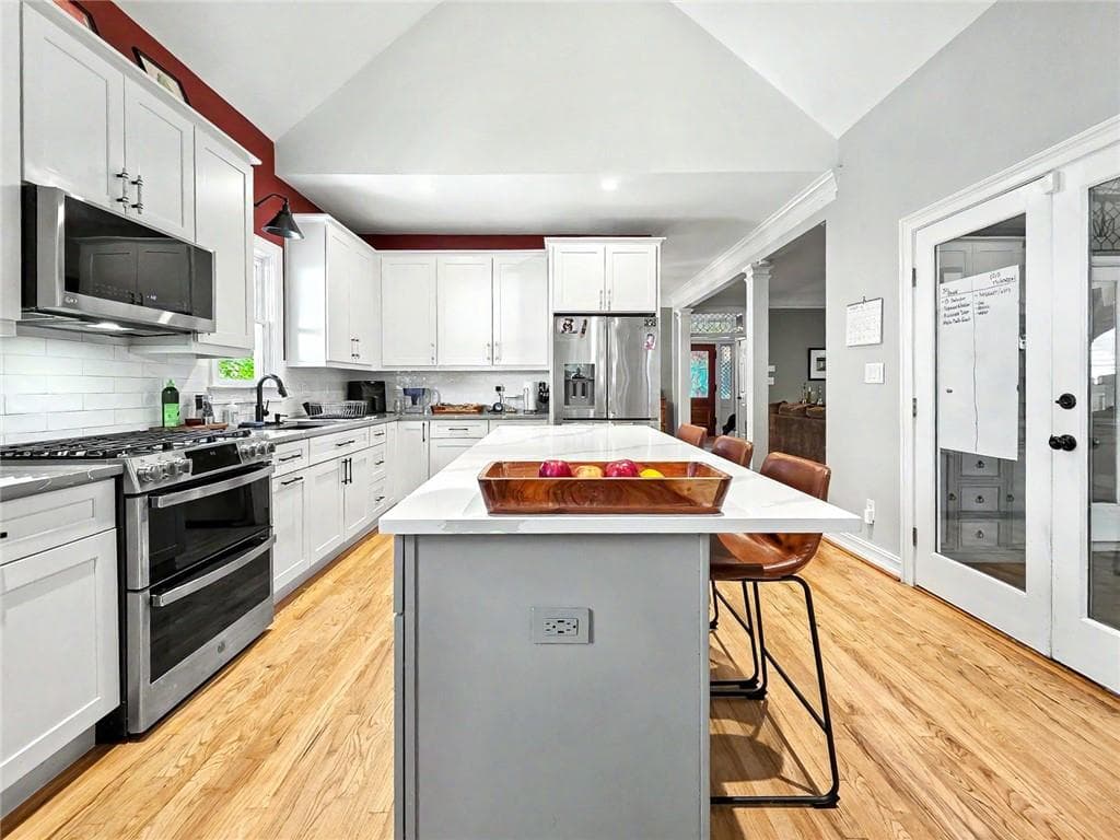 3 bedroom, 3 bathroom, 1,856 sq ft single family residence for sale at 324 Brooks Avenue, Atlanta, GA 30307 — photo 10