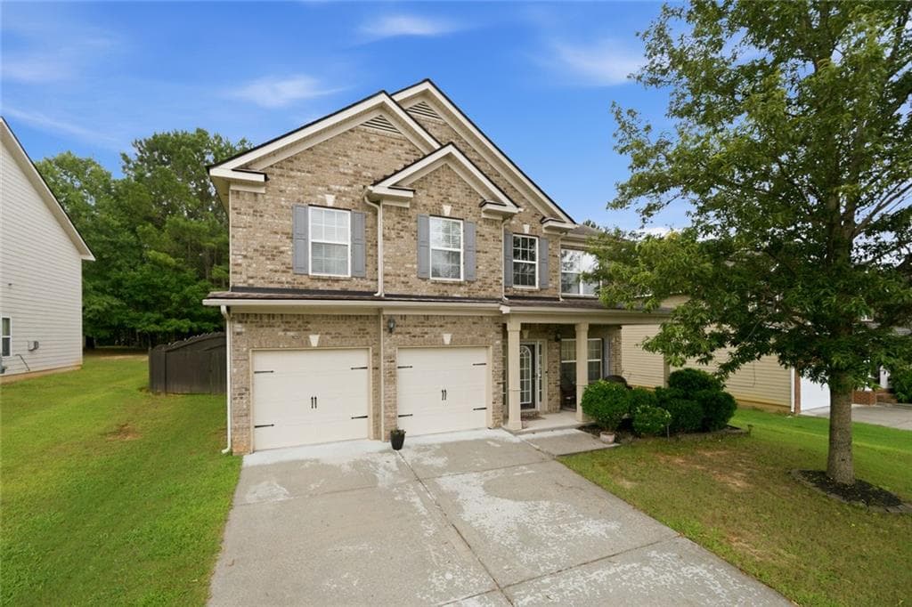 3 bedroom, 3 bathroom, 3,000 sq ft single family residence for sale at 3096 Fonseca Pass, Atlanta, GA 30349 — photo 2