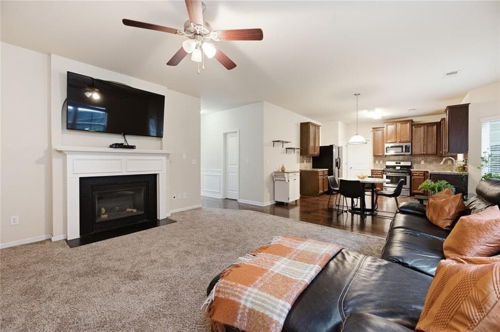 3 bedroom, 3 bathroom, 3,000 sq ft single family residence for sale at 3096 Fonseca Pass, Atlanta, GA 30349 — photo 6
