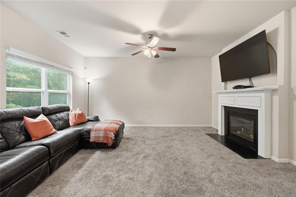 3 bedroom, 3 bathroom, 3,000 sq ft single family residence for sale at 3096 Fonseca Pass, Atlanta, GA 30349 — photo 8