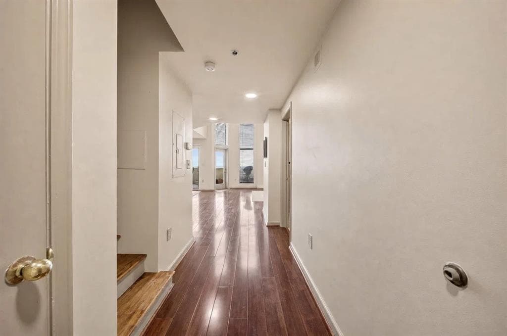 1 bedroom, 2 bathroom, 1,460 sq ft condominium for sale at 795 Hammond Drive 2407, Sandy Springs, GA 30328 — photo 6