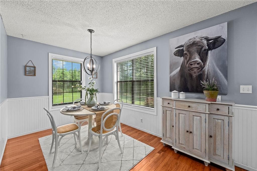 4 bedroom, 3 bathroom, 2,512 sq ft single family residence for sale at 400 Cable Road, Waleska, GA 30183 — photo 2