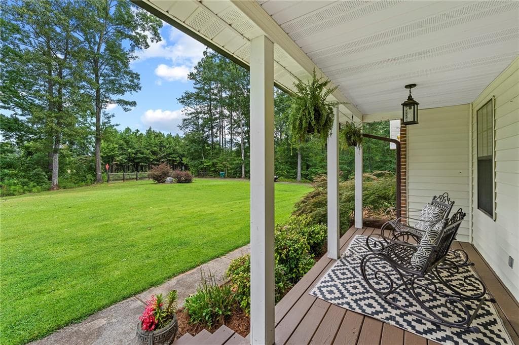 4 bedroom, 3 bathroom, 2,512 sq ft single family residence for sale at 400 Cable Road, Waleska, GA 30183 — photo 8