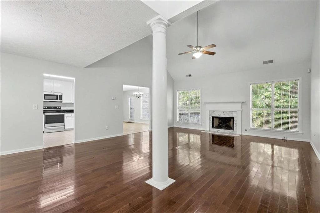 5 bedroom, 3 bathroom, 3,566 sq ft single family residence for sale at 20 Wilkes Court, Newnan, GA 30263 — photo 10