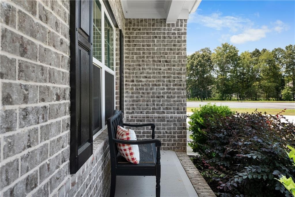 5 bedroom, 3 bathroom, 4,006 sq ft single family residence for sale at 190 Harbor Trail, Adairsville, GA 30103 — photo 4