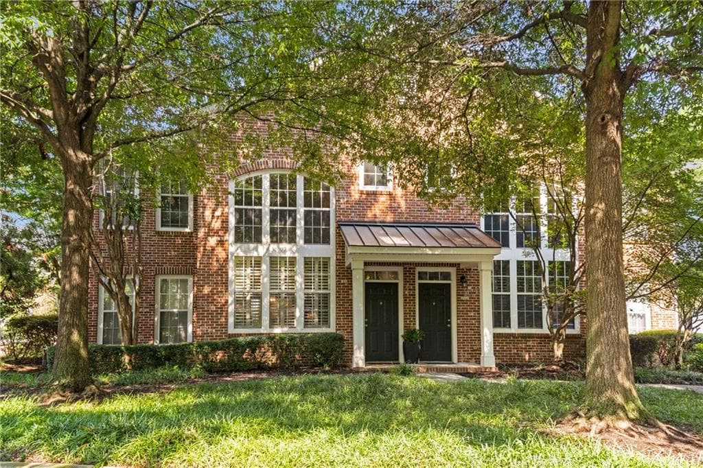 2 bedroom, 3 bathroom, 1,308 sq ft townhouse sold at 201 Brickworks Circle, Atlanta, GA 30307