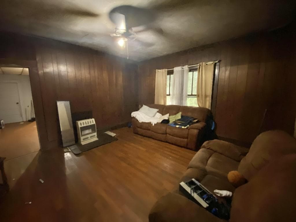 2 bedroom, 2 bathroom, 1,304 sq ft single family residence under contract at 1944 Mountain Creek Church Road, Monroe, GA 30656 — photo 7