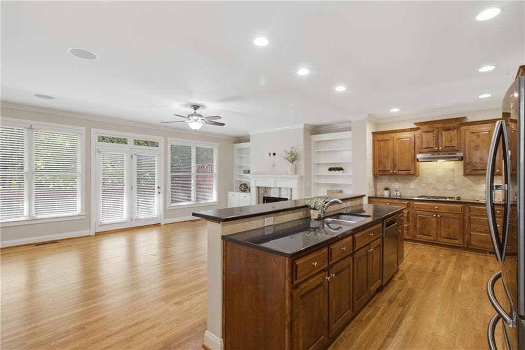 4 bedroom, 4 bathroom, 2,577 sq ft townhouse for sale at 1262 Brickton Drive, Atlanta, GA 30318 — photo 9
