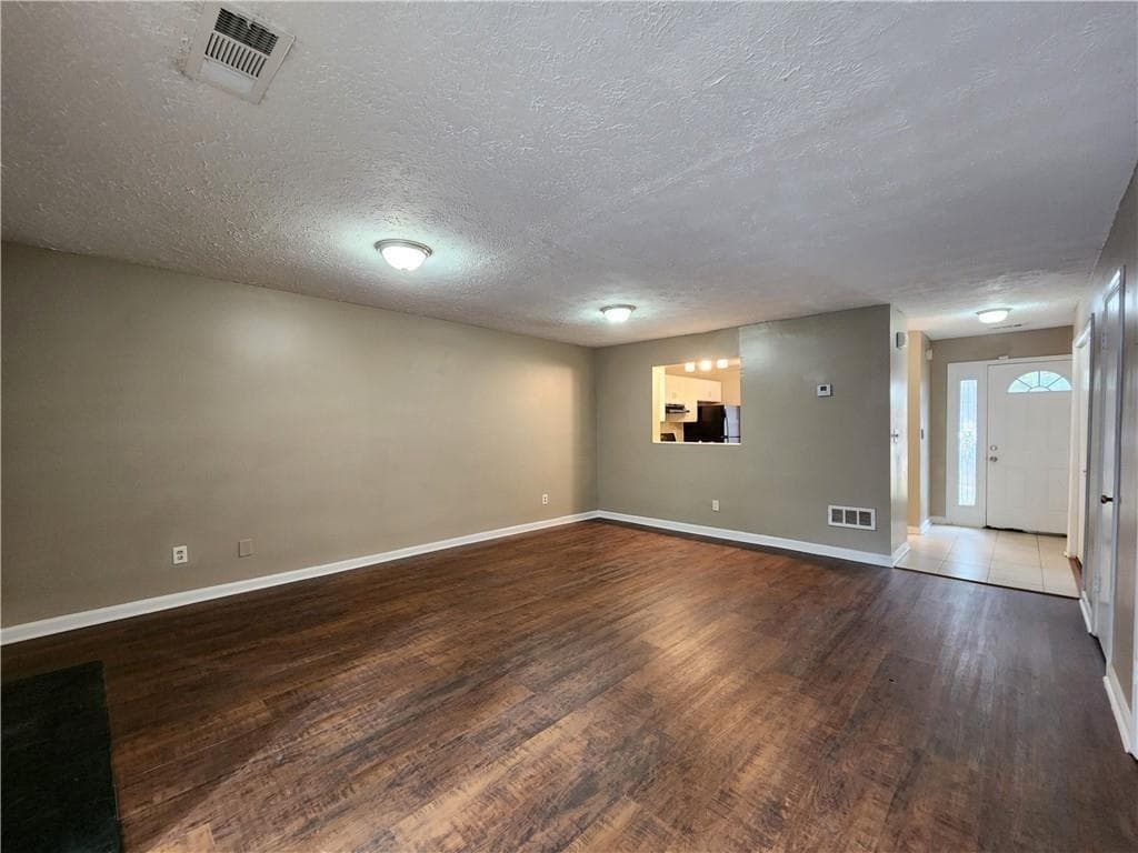 2 bedroom, 3 bathroom, 1,184 sq ft townhouse for rent at 3547 Main Station Drive, Marietta, GA 30008 for $1,300 a month — photo 2