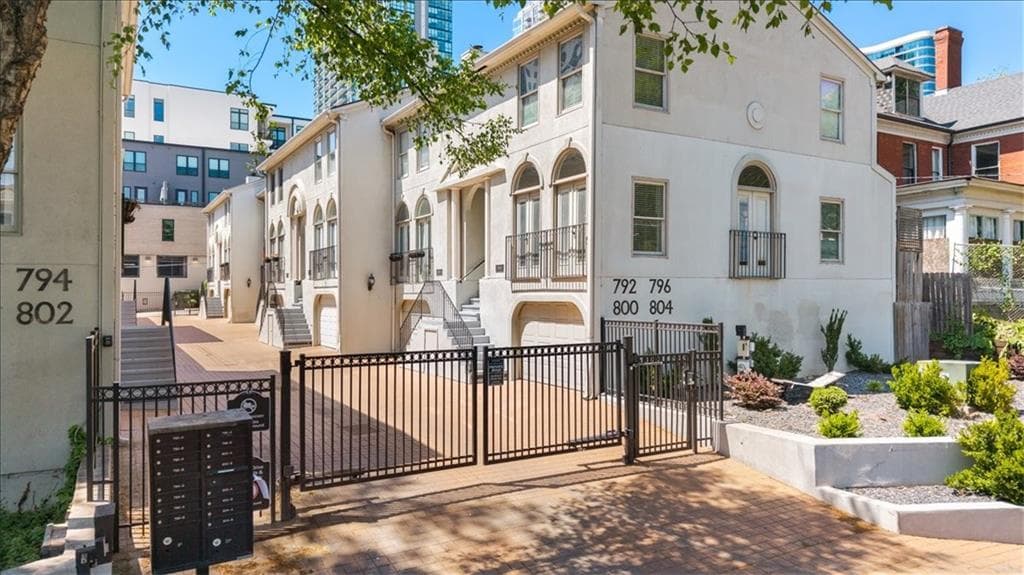 2 bedroom, 3 bathroom, 1,176 sq ft townhouse for sale at 792 Piedmont Avenue B, Atlanta, GA 30308