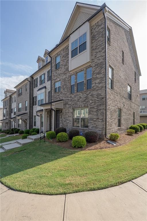 4 bedroom, 4 bathroom, 2,295 sq ft townhouse for sale at 4275 Sand Pine Aly, Doraville, GA 30360 — photo 2