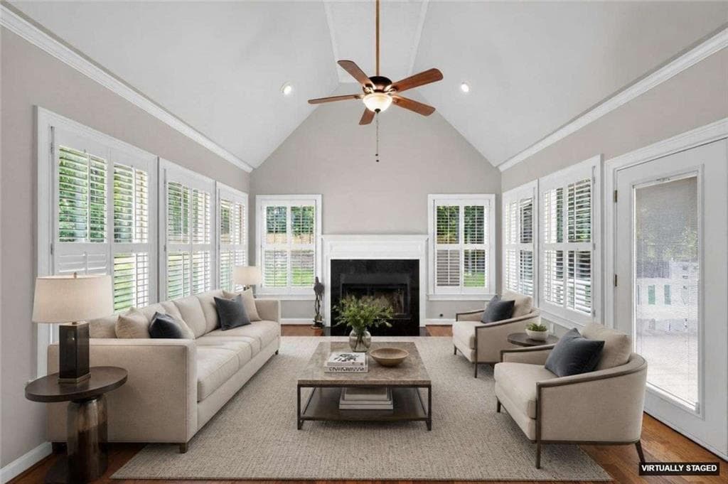 4 bedroom, 4 bathroom, 2,623 sq ft single family residence for sale at 185 Courtland Drive, Fayetteville, GA 30215 — photo 4