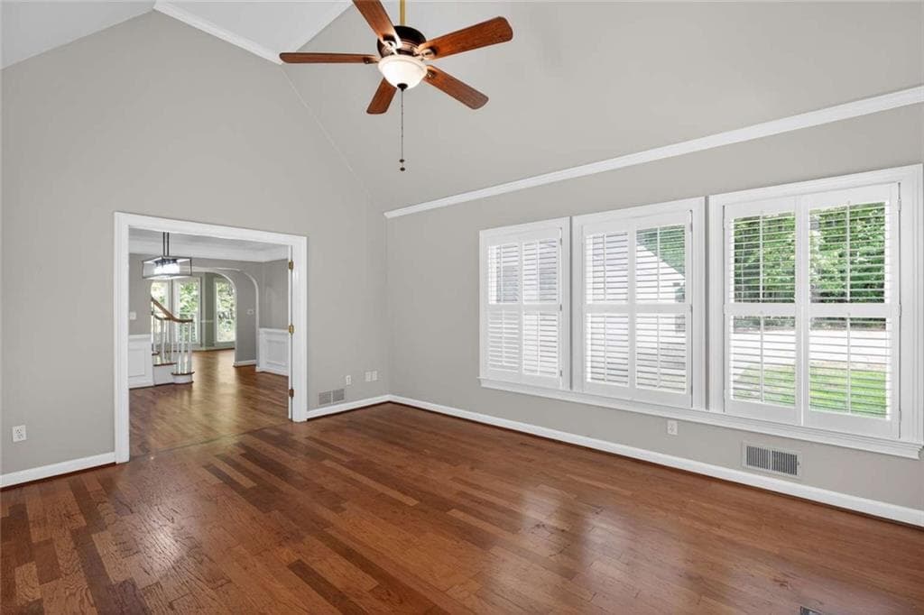 4 bedroom, 4 bathroom, 2,623 sq ft single family residence for sale at 185 Courtland Drive, Fayetteville, GA 30215 — photo 10