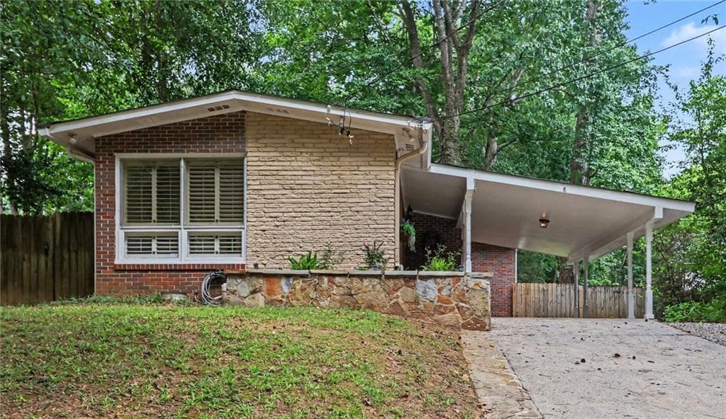 3 bedroom, 2 bathroom, 1,241 sq ft single family residence for sale at 2065 Plantation Lane, Atlanta, GA 30341