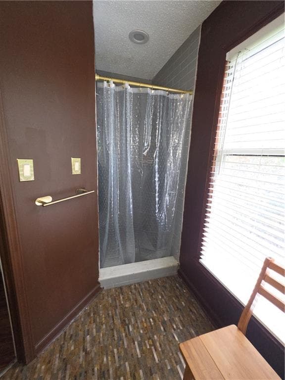 2 bedroom, 2 bathroom, 1,200 sq ft condominium for sale at 904 Garden Court, Sandy Springs, GA 30328 — photo 9
