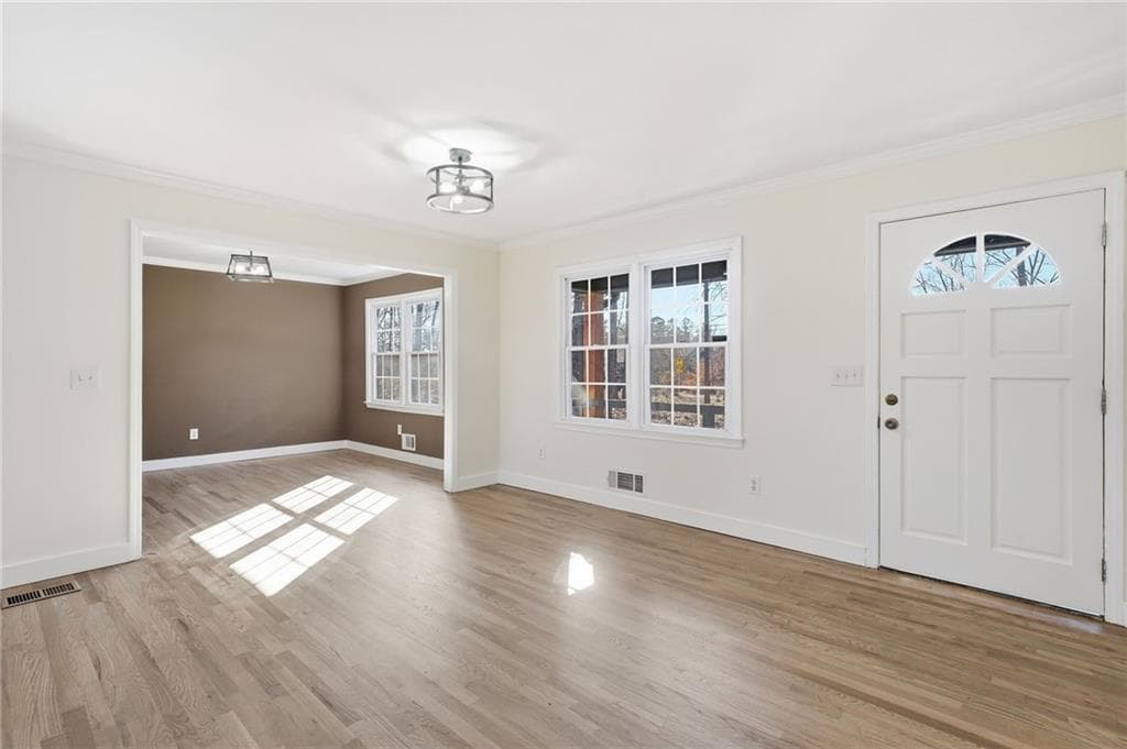 4 bedroom, 3 bathroom, 2,268 sq ft single family residence for rent at 2810 Shaw Road, Marietta, GA 30066 for $2,900 a month — photo 5