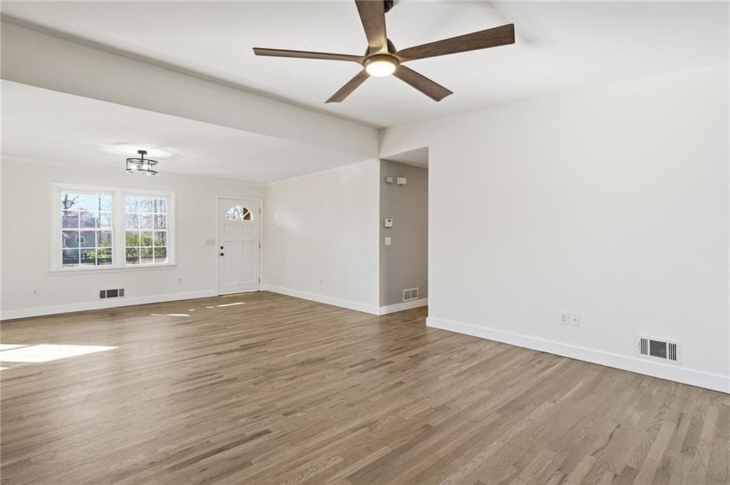 4 bedroom, 3 bathroom, 2,268 sq ft single family residence for rent at 2810 Shaw Road, Marietta, GA 30066 for $2,900 a month — photo 6