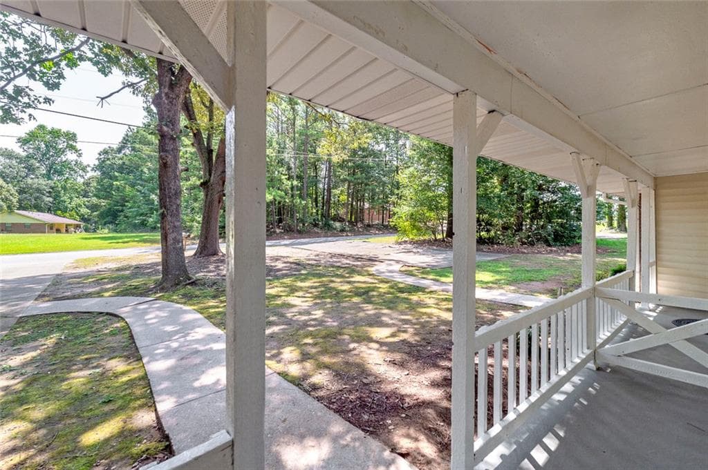 2 bedroom, 2 bathroom, 1,203 sq ft duplex for rent at 345 Santa Fe Trail, Ellenwood, GA 30294 for $1,650 a month — photo 2