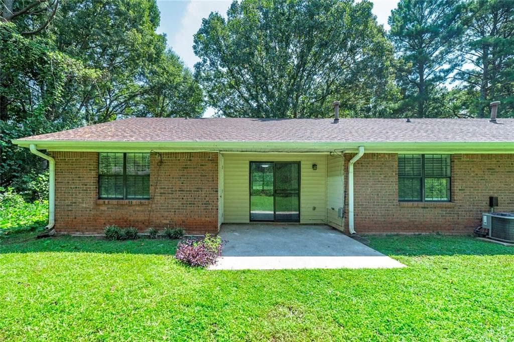 2 bedroom, 2 bathroom, 1,203 sq ft duplex for rent at 345 Santa Fe Trail, Ellenwood, GA 30294 for $1,650 a month — photo 4
