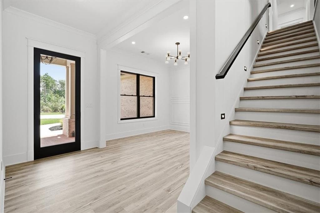 4 bedroom, 5 bathroom, 3,559 sq ft single family residence for sale at 6008 Bluewater Boulevard, Gainesville, GA 30506 — photo 6