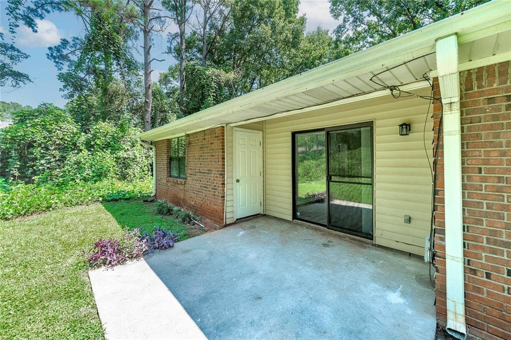 2 bedroom, 2 bathroom, 1,203 sq ft duplex for rent at 345 Santa Fe Trail, Ellenwood, GA 30294 for $1,650 a month — photo 10