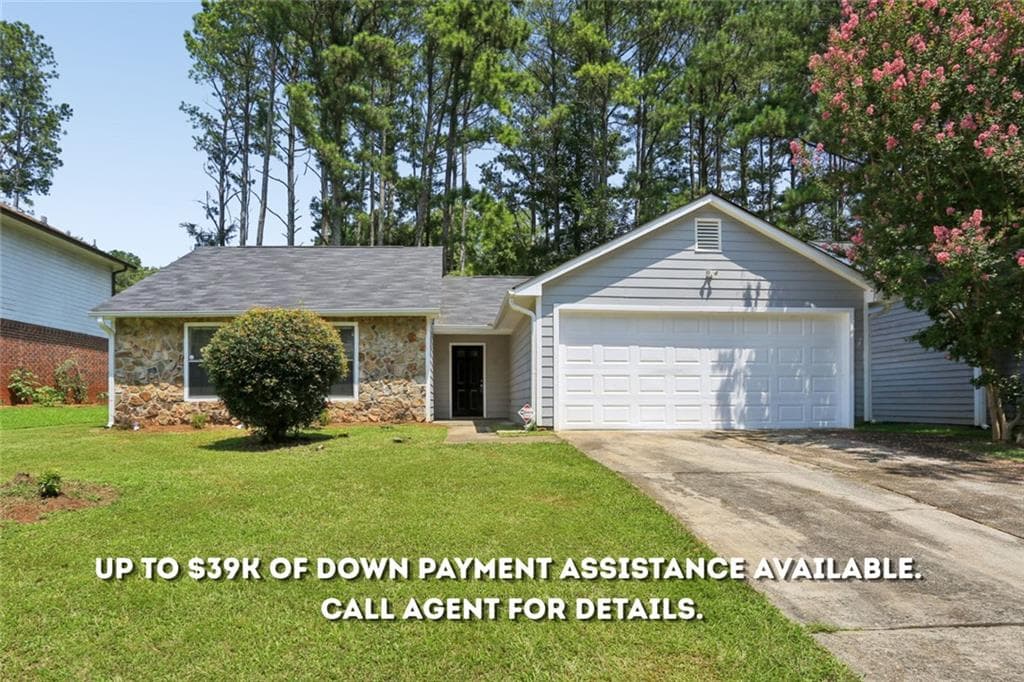3 bedroom, 2 bathroom, 1,307 sq ft single family residence under contract at 819 Arbor Hill Drive, Stone Mountain, GA 30088