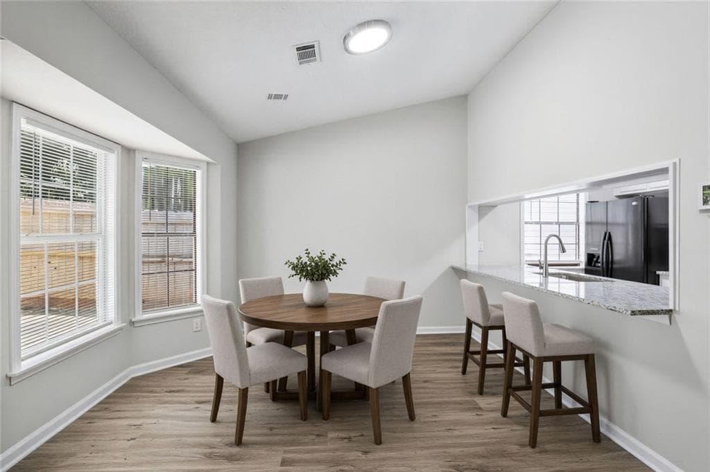 3 bedroom, 2 bathroom, 1,307 sq ft single family residence under contract at 819 Arbor Hill Drive, Stone Mountain, GA 30088 — photo 8