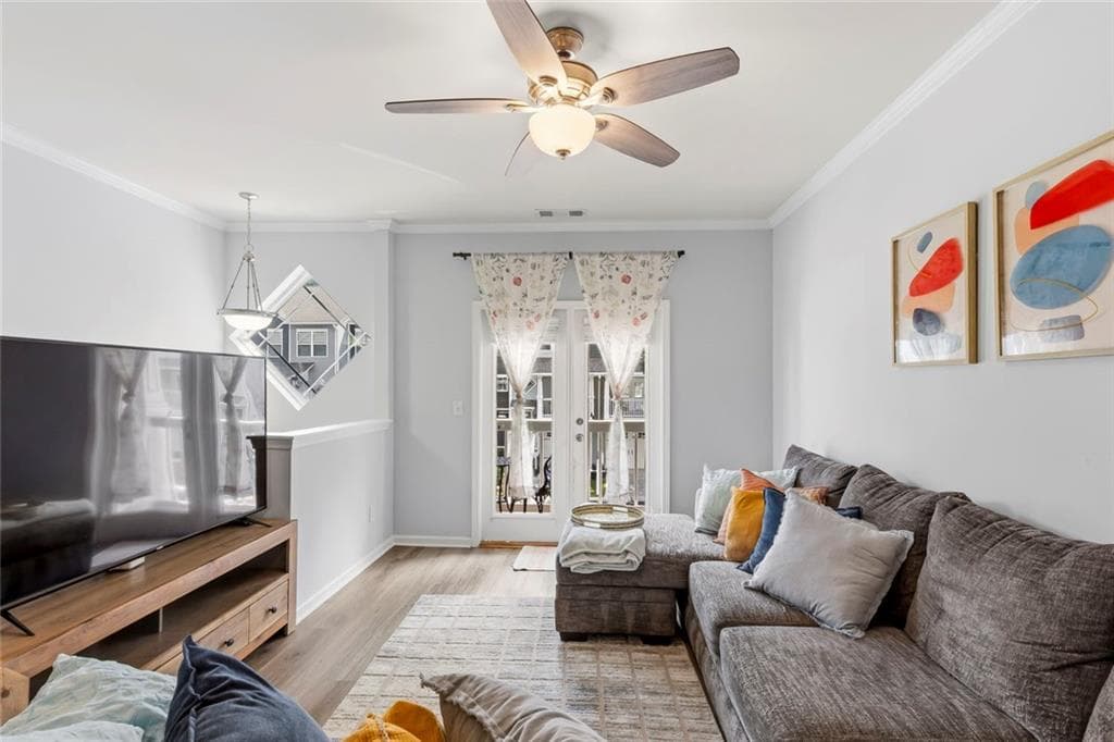 3 bedroom, 4 bathroom, 1,632 sq ft townhouse for sale at 1472 Liberty Parkway, Atlanta, GA 30318 — photo 6