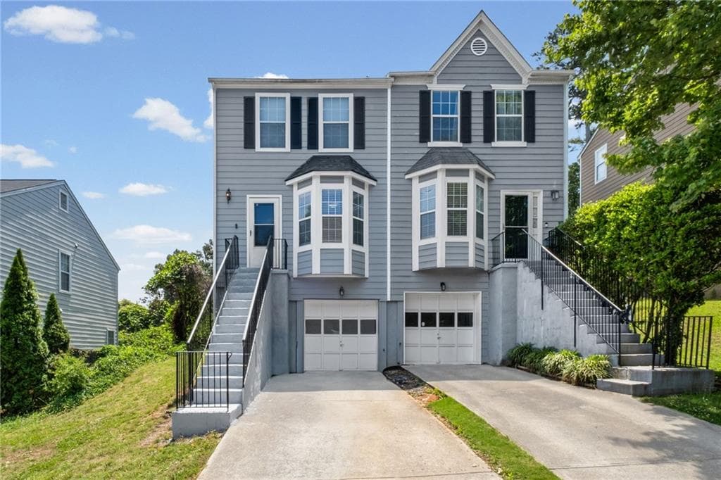 2 bedroom, 3 bathroom, 1,198 sq ft townhouse sold at 138 Bridge View Drive, Marietta, GA 30066