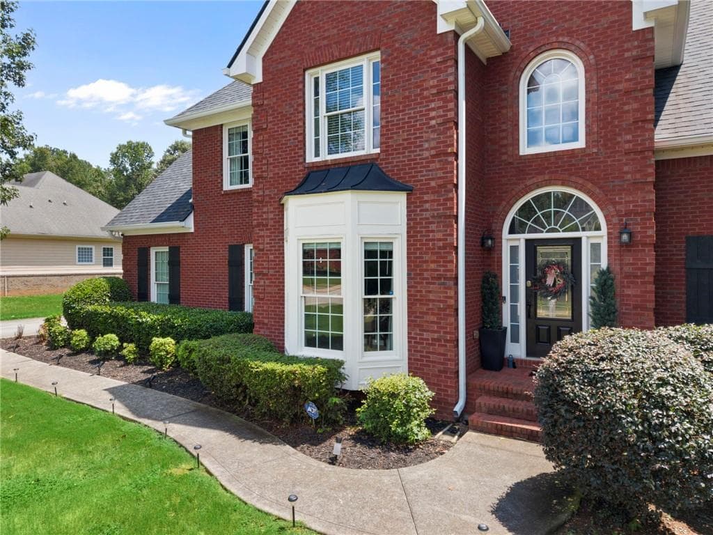 5 bedroom, 4 bathroom, 4,185 sq ft single family residence for sale at 40 Rose Creek Drive, Covington, GA 30014 — photo 4