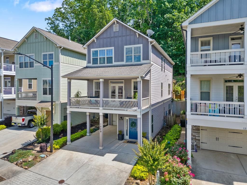 1229 Ridenour Lane