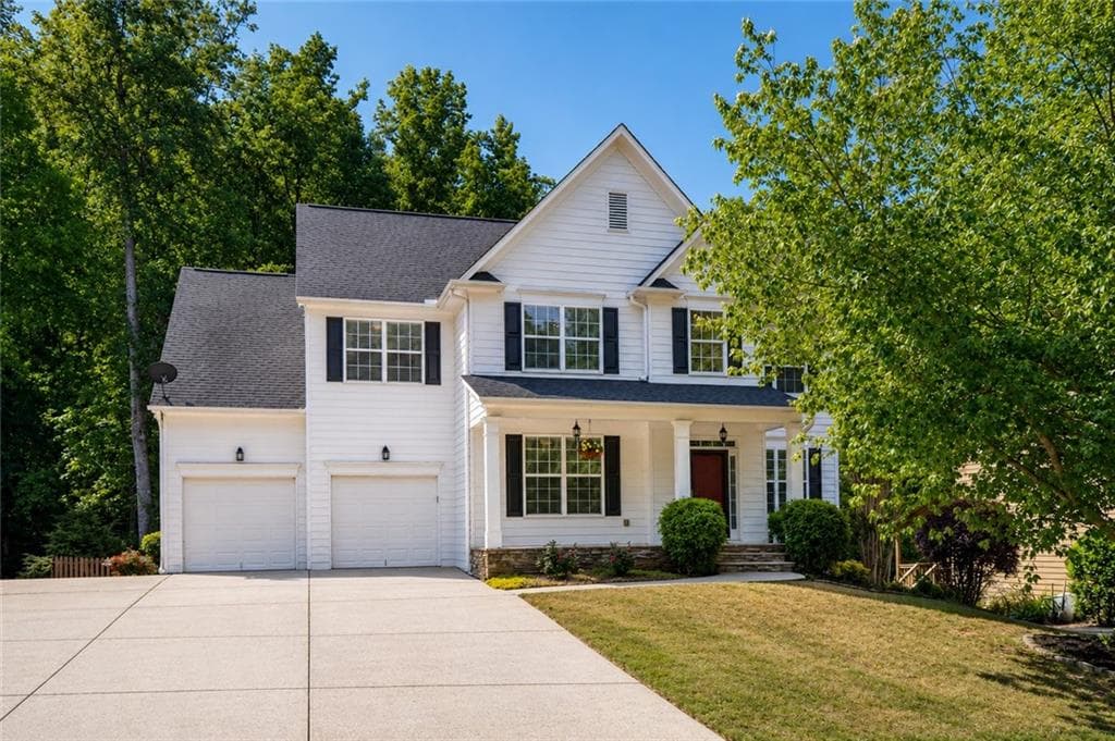 4 bedroom, 4 bathroom, 3,774 sq ft single family residence for sale at 4785 Silver Stream Drive, Cumming, GA 30040