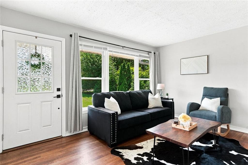 3 bedroom, 2 bathroom, 1,172 sq ft single family residence for sale at 1960 Frank Lane, Marietta, GA 30060 — photo 8