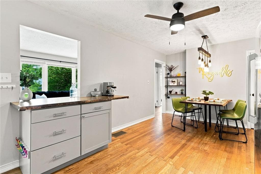 3 bedroom, 2 bathroom, 1,172 sq ft single family residence for sale at 1960 Frank Lane, Marietta, GA 30060 — photo 10