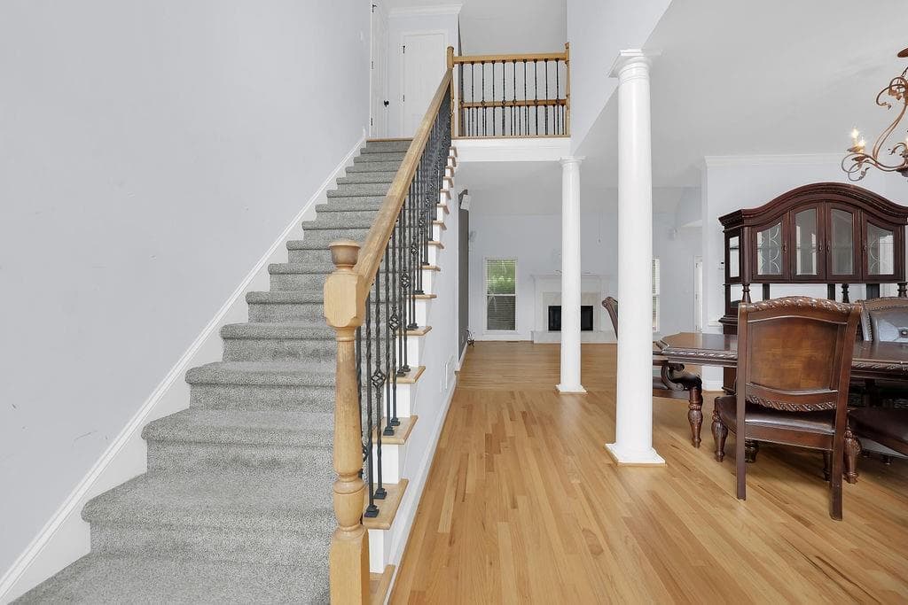 6 bedroom, 5 bathroom, 5,835 sq ft single family residence for sale at 2977 Cadbury Court, Snellville, GA 30039 — photo 10
