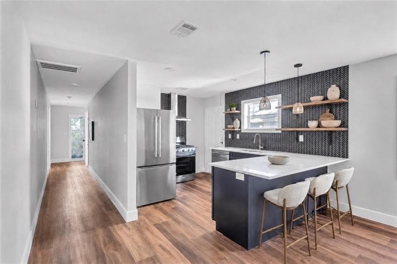 8 bedroom, 4 bathroom, 3,200 sq ft single family residence under contract at 1328 Sharon Street, Atlanta, GA 30314 — photo 3