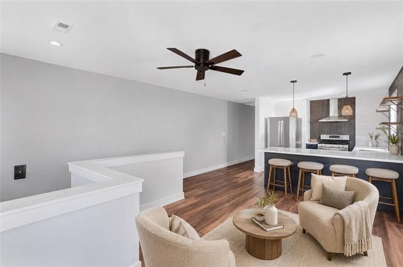 8 bedroom, 4 bathroom, 3,200 sq ft single family residence under contract at 1328 Sharon Street, Atlanta, GA 30314 — photo 4