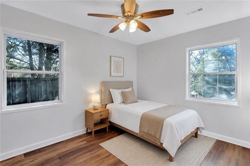 8 bedroom, 4 bathroom, 3,200 sq ft single family residence under contract at 1328 Sharon Street, Atlanta, GA 30314 — photo 6