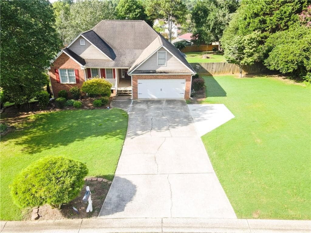 3 bedroom, 2 bathroom, 1,730 sq ft single family residence for sale at 2015 Harfield Ct, Bethlehem, GA 30620 — photo 5