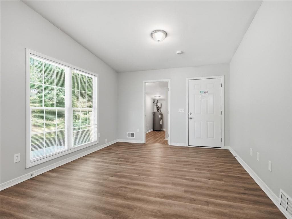 3 bedroom, 2 bathroom, 1,158 sq ft single family residence for sale at 3024 Pasadena Drive, Decatur, GA 30032 — photo 9