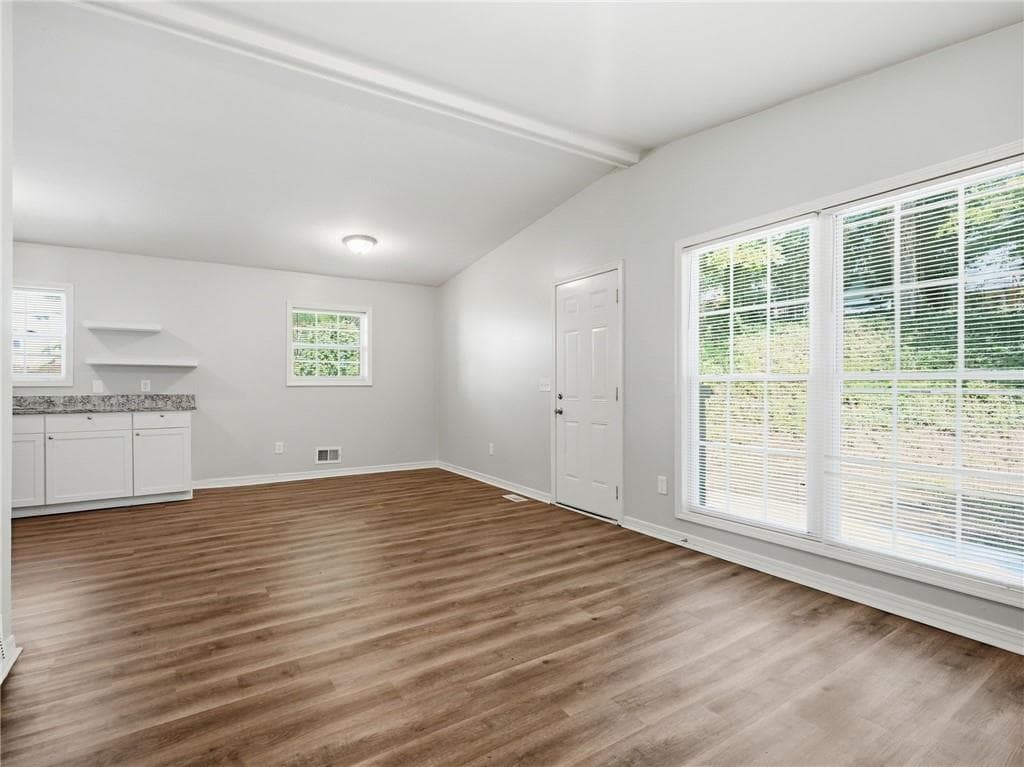 3 bedroom, 2 bathroom, 1,158 sq ft single family residence for sale at 3024 Pasadena Drive, Decatur, GA 30032 — photo 10
