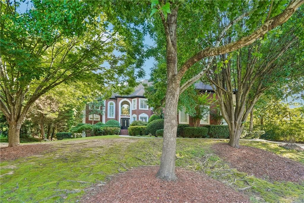 7 bedroom, 8 bathroom, 4,848 sq ft single family residence under contract at 133 Somerset Hills, Mcdonough, GA 30253 — photo 2
